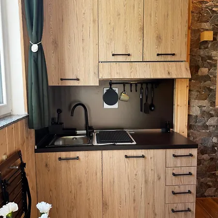 Galli & Pool בית הארחה Castelmarte